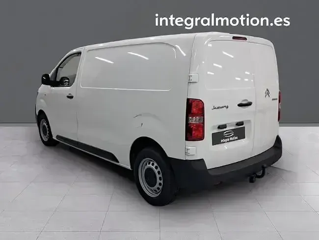 Usado Citroën Jumpy 102 CV (75 kW) 2024 Blanco Monovolumen