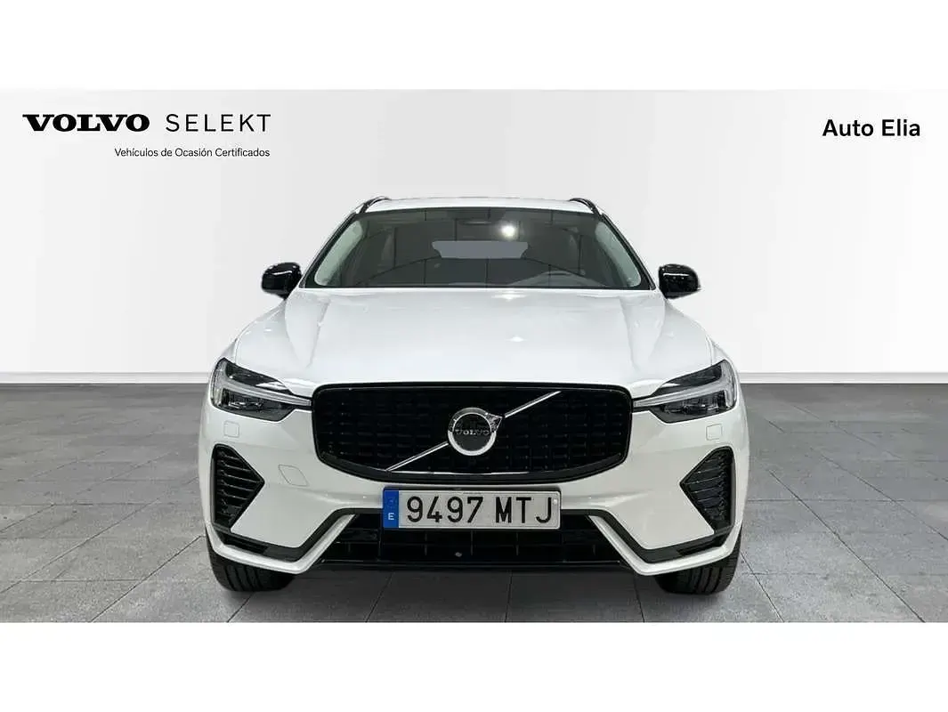 Usado Volvo XC60 Plus 351 CV (258 kW) 2024 Blanco SUV
