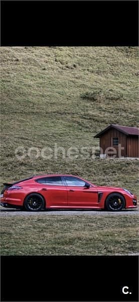 Käytetty Porsche Panamera Turbo S 550 HP (404 kW) 2012 Punainen Sedan