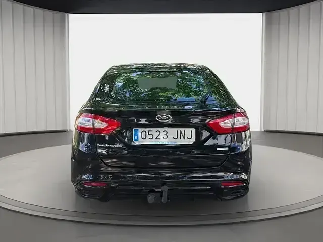 Gebraucht Ford Mondeo Trend 125 PS (91 kW) 2016 Schwarz Limousine
