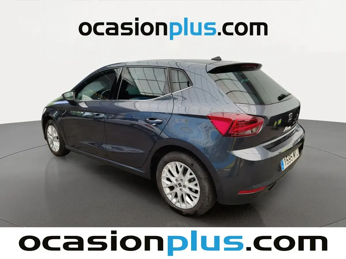 Usado Seat Ibiza XCELLENCE 116 CV (85 kW) 2025 Gris Utilitario