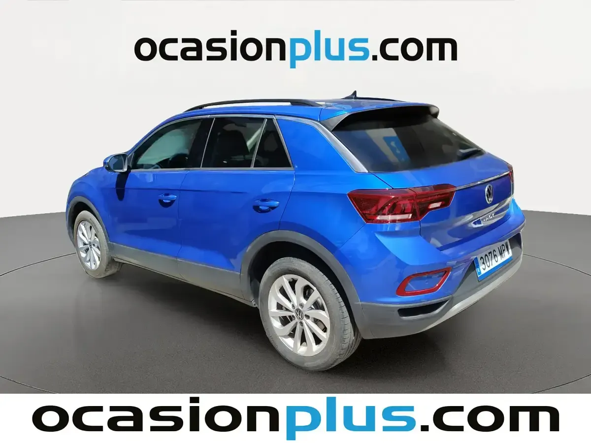 Usado VW T-Roc Life 150 CV (110 kW) 2024 Azul SUV