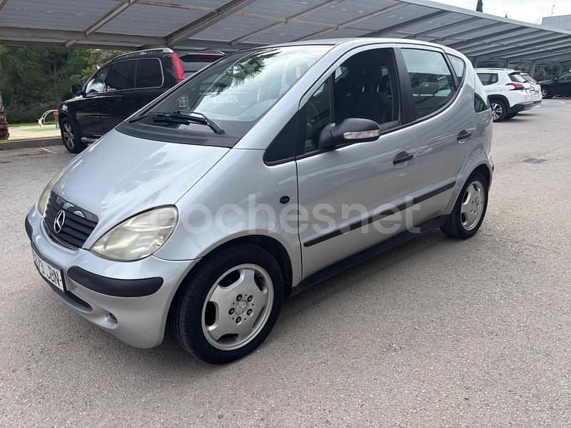 Gris / plata Usado 2003 Mercedes A170 Classic Monovolumen | 2800 € (Buen precio) - Imagen 1/4