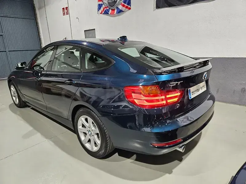 Usado BMW 320 Gran Turismo 184 CV (135 kW) 2014 Azul Berlina