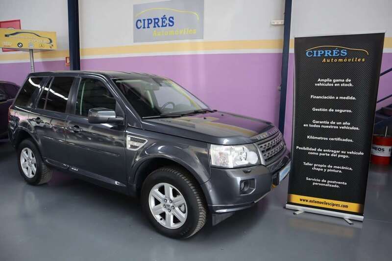 Gris Usado 2011 Land Rover Freelander 2 SE SUV | 13.900 € (Precio justo) - Imagen 1/4