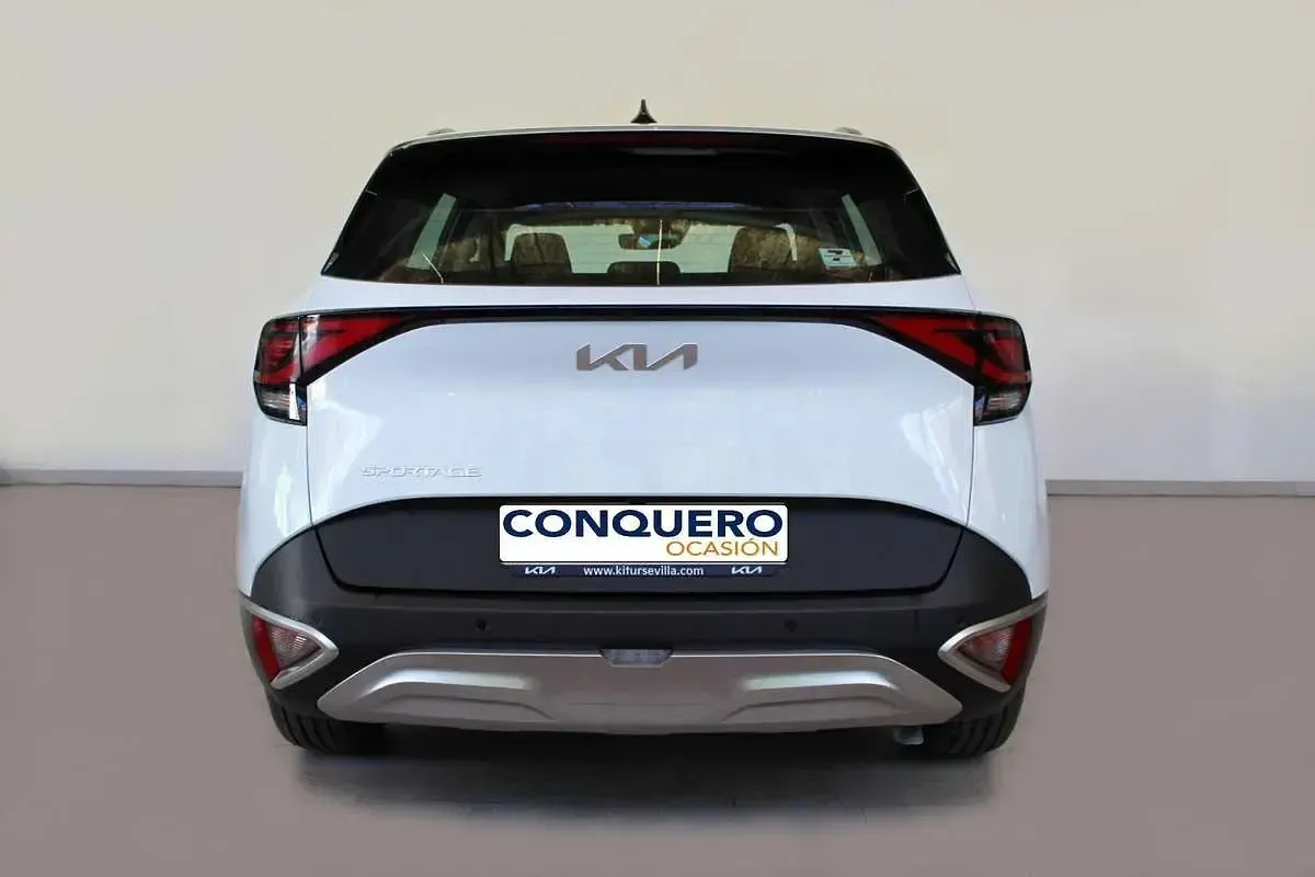 Usado Kia Sportage 136 CV (100 kW) 2024 Blanco SUV