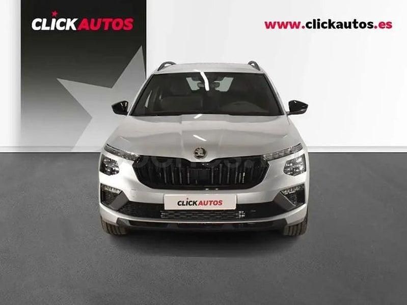 Usado Skoda Kamiq Sport 115 CV (84 kW) 2025 Gris / plata SUV