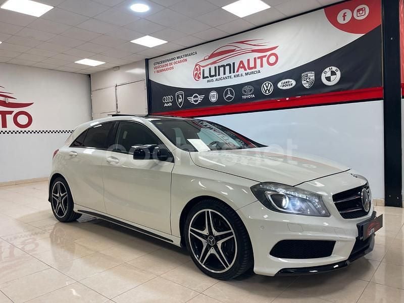 Usado Mercedes A220 AMG line 170 CV (125 kW) 2014 Blanco Berlina