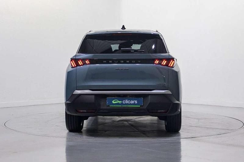 Usado Peugeot 5008 Allure 136 CV (100 kW) 2025 Azul SUV