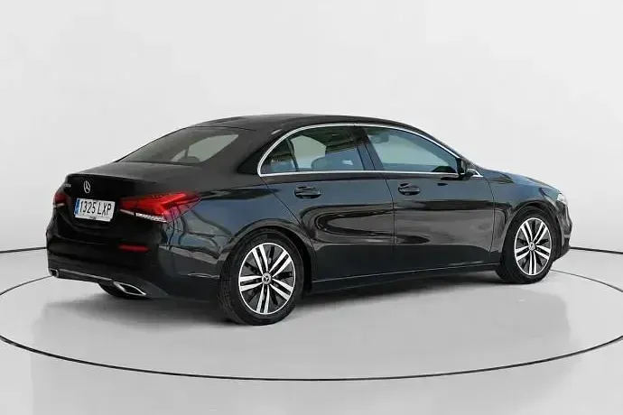 Usado Mercedes A180 116 CV (85 kW) 2022 Berlina