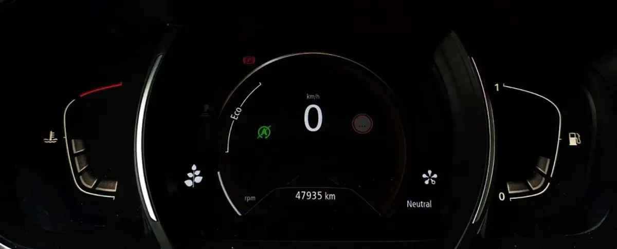 Usado Renault Grand Scénic IV Zen 140 CV (102 kW) 2019 Gris Monovolumen