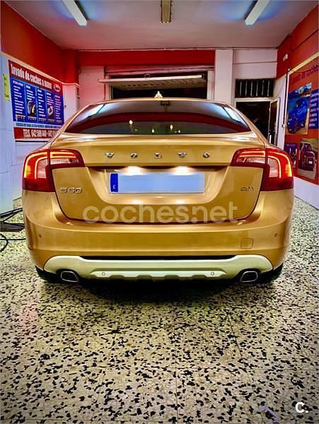 Naranja Usado 2010 Volvo S60 Momentum Berlina | 6000 € - Imagen 1/4
