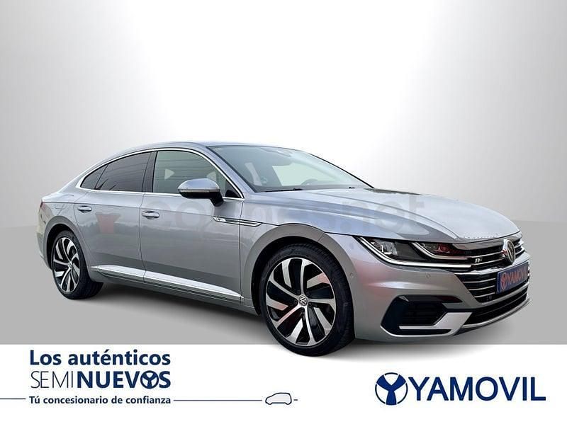 Usado VW Arteon R-line 190 CV (139 kW) 2018 Gris / plata Berlina
