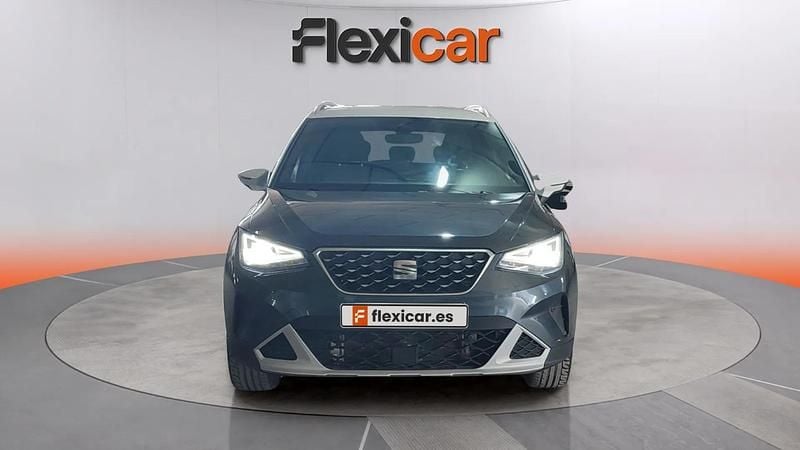 Usado Seat Arona Xperience 110 CV (80 kW) 2022 Gris SUV