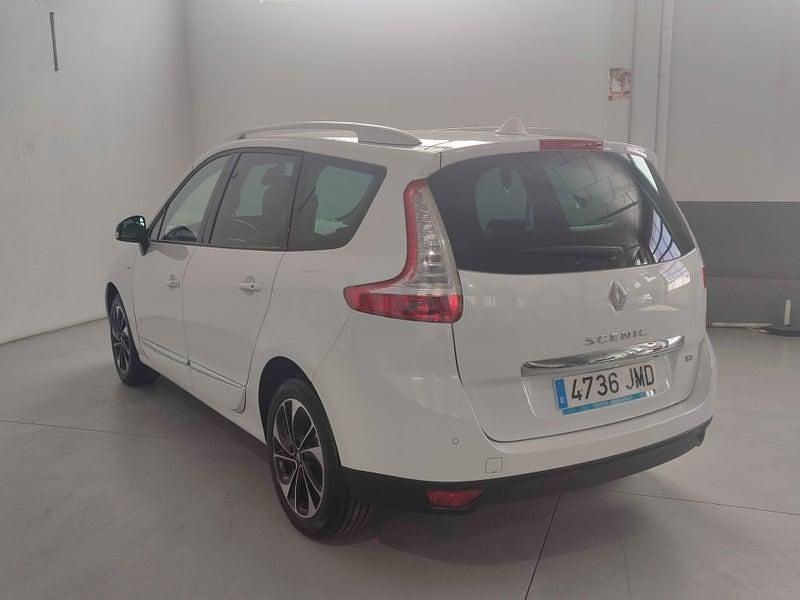 Usado Renault Grand Scénic IV Bose Edition 130 CV (95 kW) 2016 Blanco Monovolumen