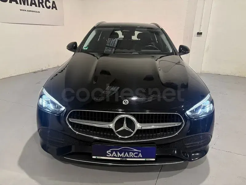 Usado Mercedes C200 163 CV (119 kW) 2022 Negro Familiar