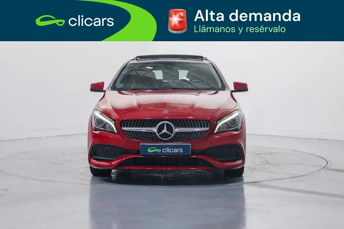 Usado Mercedes CLA200 Shooting Brake 156 CV (114 kW) 2019 Rojo Familiar