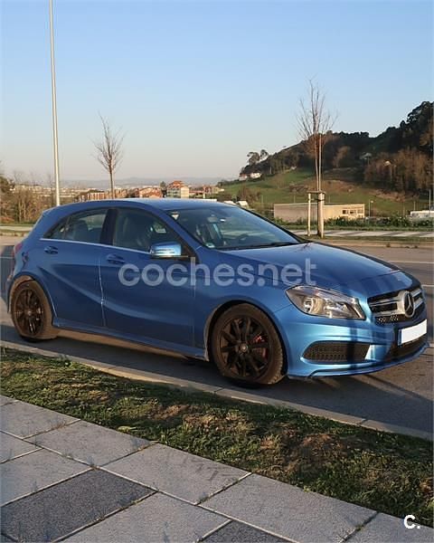 Usado Mercedes A180 AMG 122 CV (89 kW) 2013 Azul Berlina