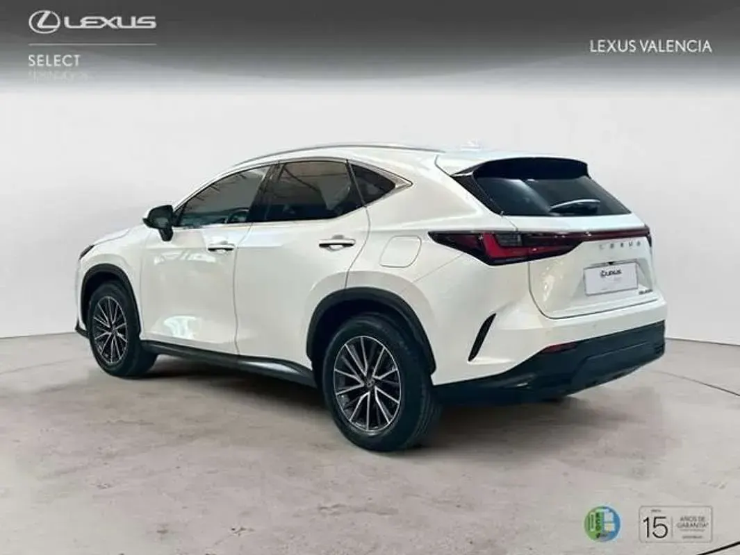 Usado Lexus NX450h+ Executive Line 306 CV (225 kW) 2023 Blanco SUV