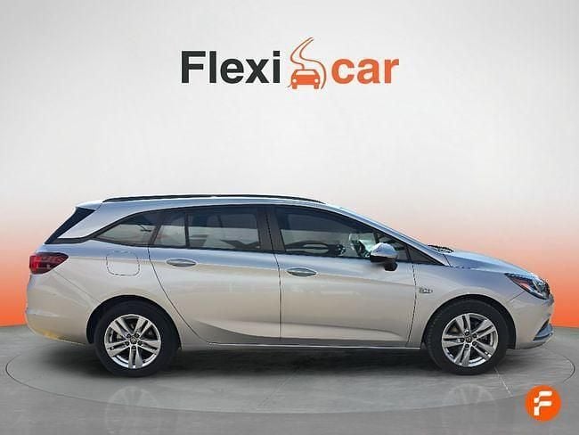 Usado Opel Astra Excellence 110 CV (80 kW) 2018 Gris Familiar