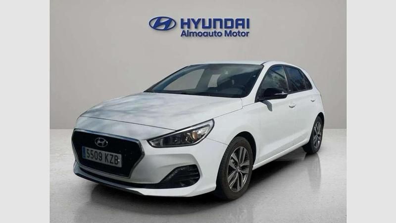 Blanco Usado 2019 Hyundai i30 Utilitario | 11.900 € (Precio justo) - Imagen 1/4