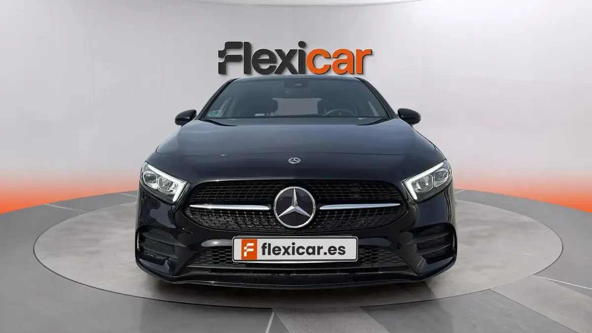 Usado Mercedes A180 136 CV (100 kW) 2022 Negro Berlina