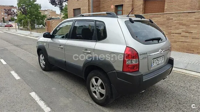 Begagnad Hyundai Tucson Comfort 140 HK (102 kW) 2006 Beige SUV