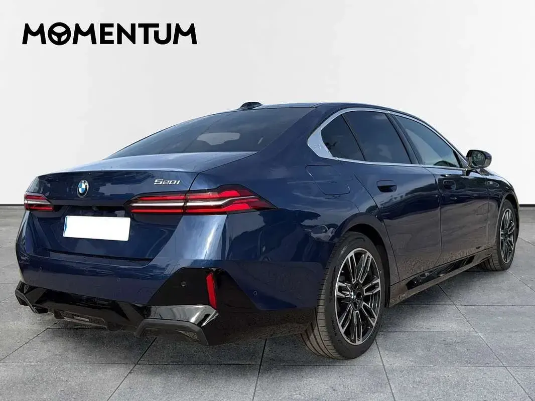 Usado BMW 520 208 CV (152 kW) 2024 Azul Berlina
