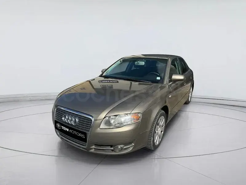 Usado Audi A4 Ambiente 115 CV (84 kW) 2007 Gris / plata Berlina