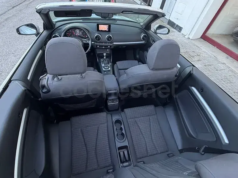 Usado Audi A3 Cabriolet Ambition 150 CV (110 kW) 2014 Blanco Descapotable