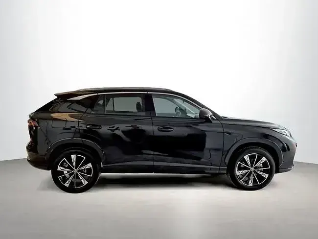 Nuevo MG HS Luxury 170 CV (125 kW) 2025 Negro SUV