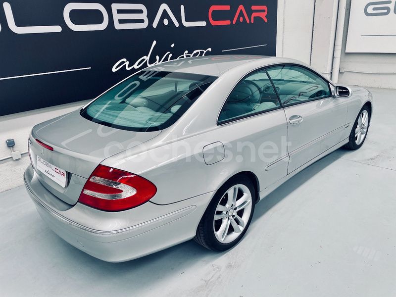 Gris / plata Usado 2003 Mercedes CLK320 Elegance Coupe | 6900 € (Precio justo) - Imagen 1/4