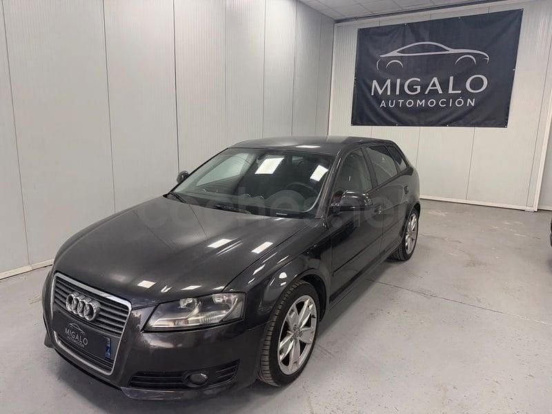 Usado Audi A3 Ambition 105 CV (77 kW) 2009 Negro Utilitario