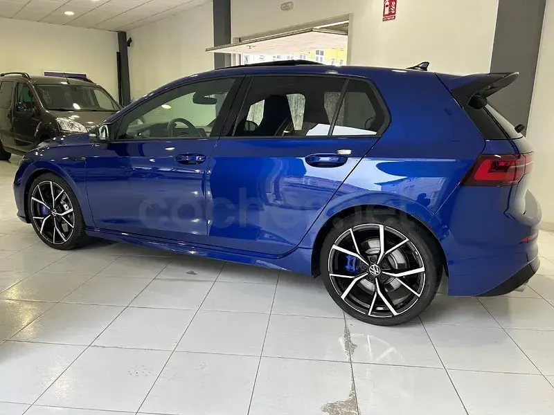 Usado VW Golf VIII R 333 CV (244 kW) 2023 Azul Berlina