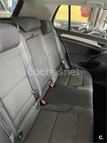 Usado VW Golf VII 110 CV (80 kW) 2014 Gris / plata Familiar