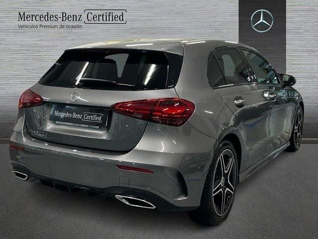 Nuevo Mercedes A200 150 CV (110 kW) 2025 Gris montaña Berlina