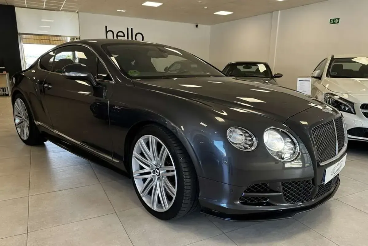 Usado Bentley Continental 635 CV (467 kW) 2015 Gris Coupe