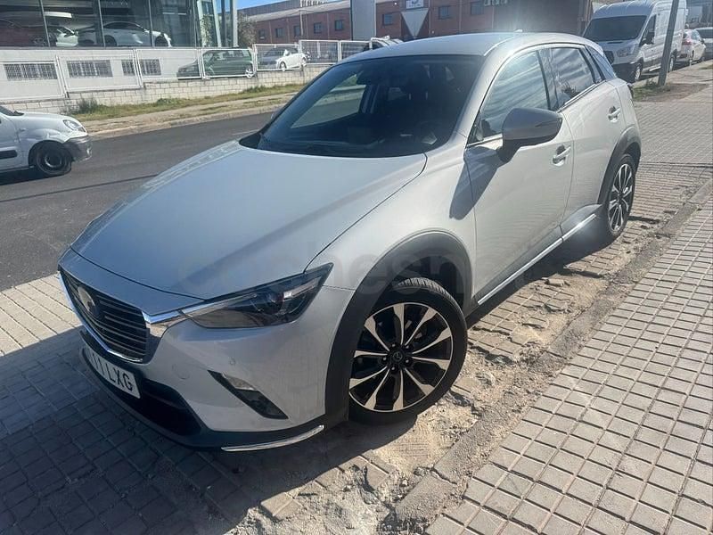 Usado Mazda CX-3 121 CV (88 kW) 2022 Gris / plata SUV