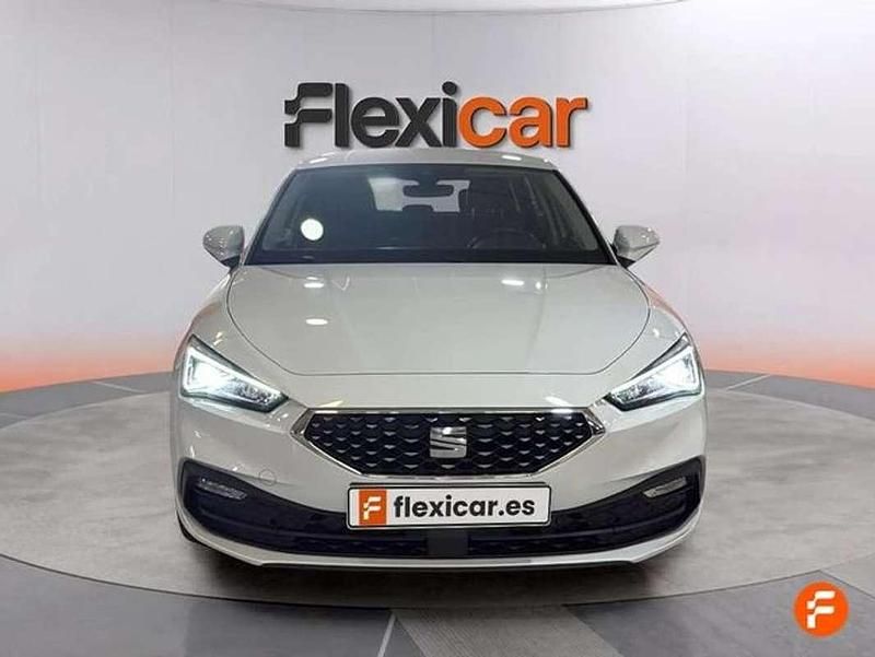 Usado Seat Leon XCELLENCE 150 CV (110 kW) 2021 Blanco Utilitario