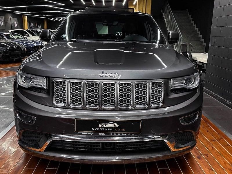 Usado Jeep Grand Cherokee Summit 250 CV (183 kW) 2016 Gris / plata SUV