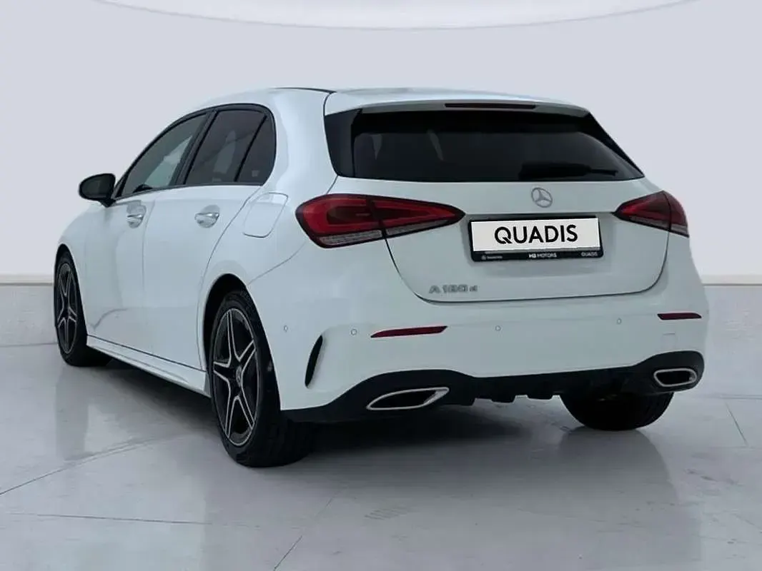 Usado Mercedes A180 116 CV (85 kW) 2022 Blanco Utilitario