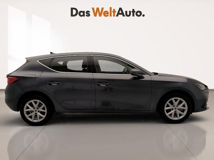 Usado Seat Leon Style 116 CV (85 kW) 2025 Gris