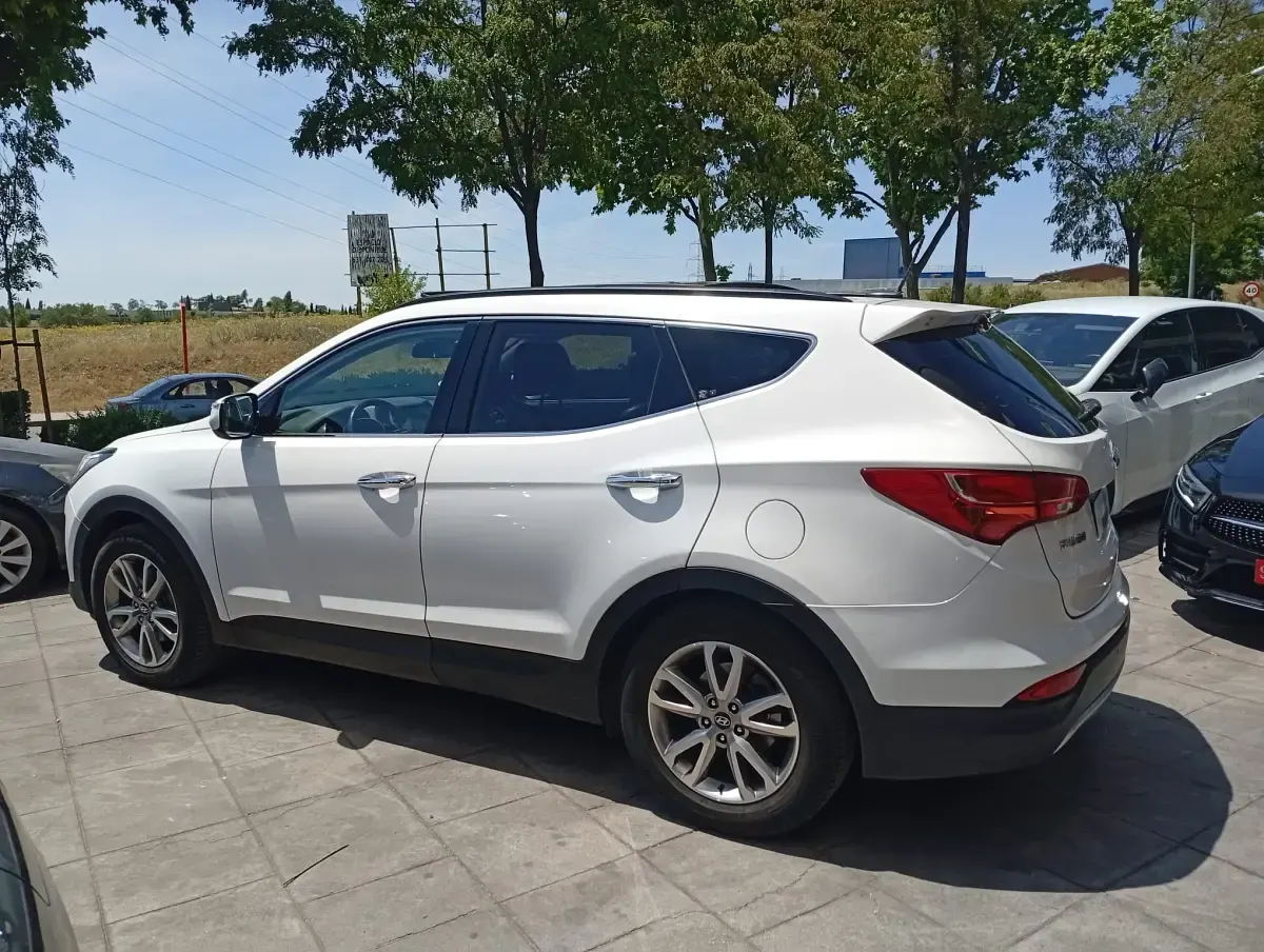 Usado Hyundai Santa Fe Style 197 CV (144 kW) 2013 Blanco SUV