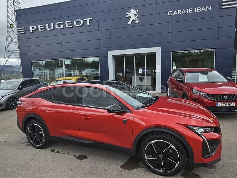 Usado Peugeot 408 GT GT 180 CV (132 kW) 2024 Rojo Berlina