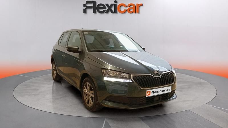 Usado Skoda Fabia 95 HP (69 kW) 2020 Cinzento Sedan