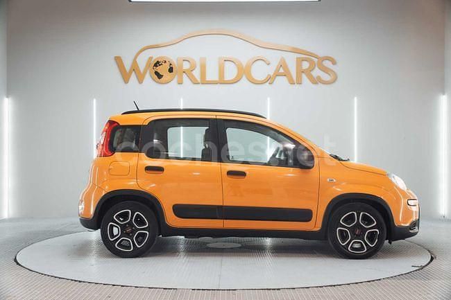 Usado Fiat Panda City Life 70 CV (51 kW) 2022 Naranja Utilitario