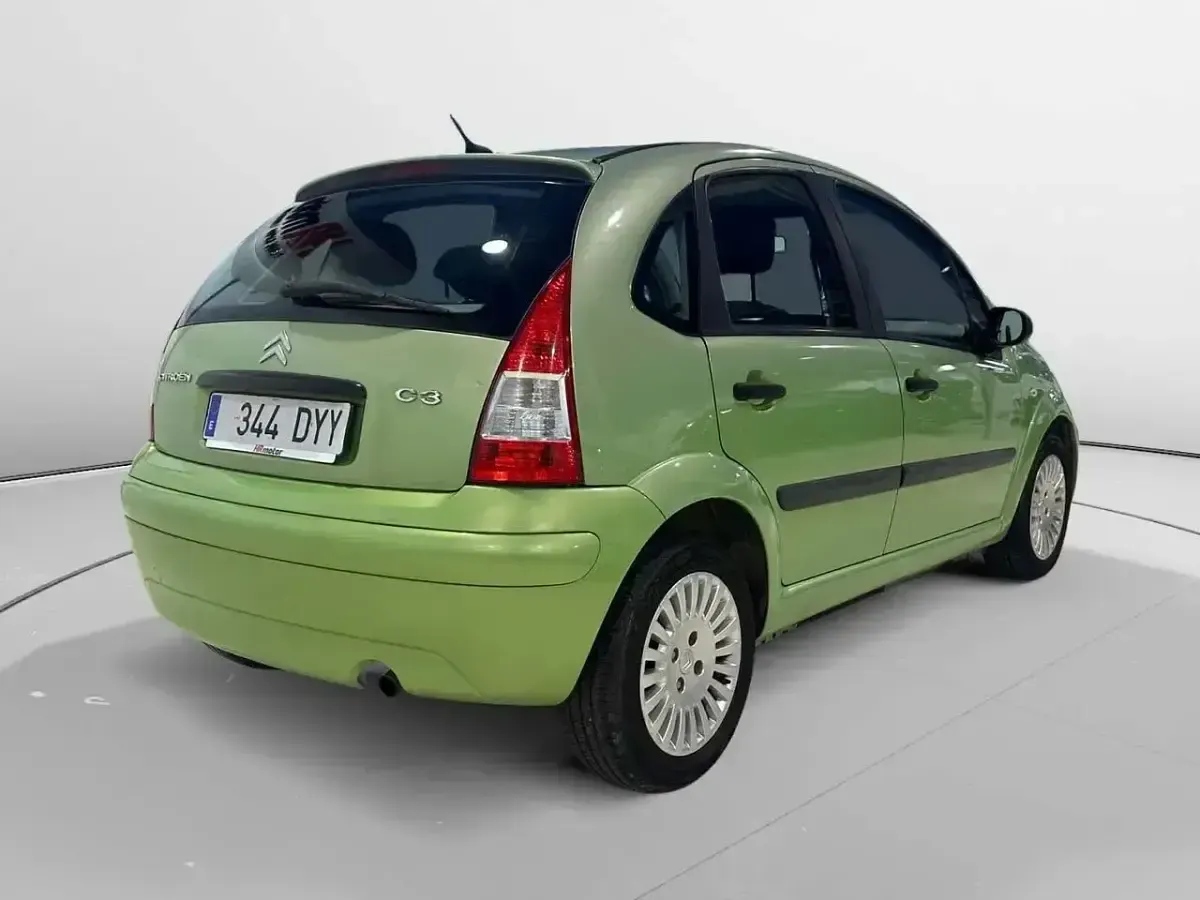 Usado Citroën C3 70 HP (51 kW) 2006 Sedan