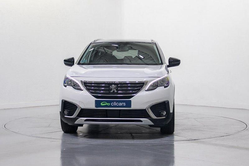 Usado Peugeot 5008 Allure 130 CV (95 kW) 2019 Blanco SUV