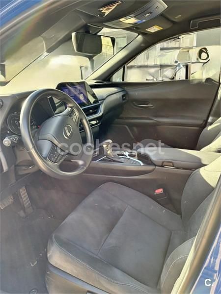 Usado Lexus UX Business Edition 184 CV (135 kW) 2023 Azul SUV