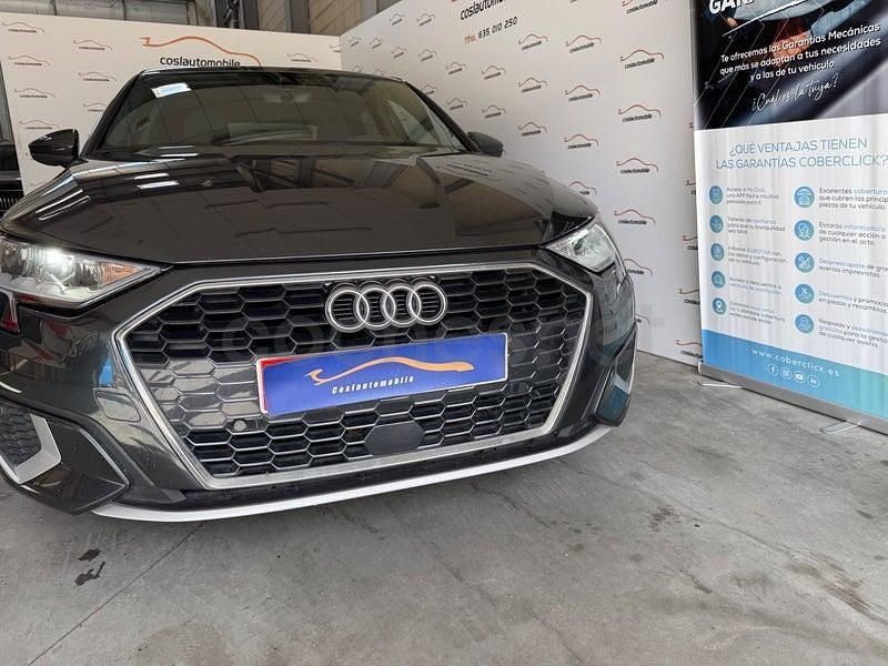 Usado Audi A3 150 CV (110 kW) 2021 Gris / plata Berlina